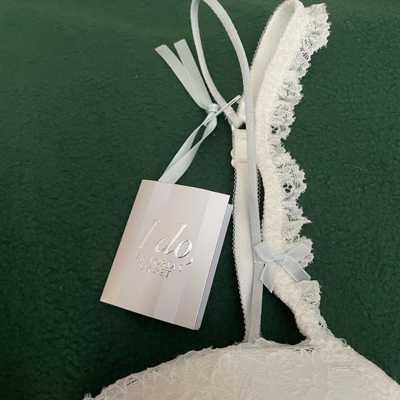 Victoria’s Secret Corset - Picture 7 of 13